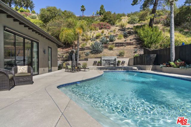6401 Tahoe Drive, Los Angeles, CA 90068