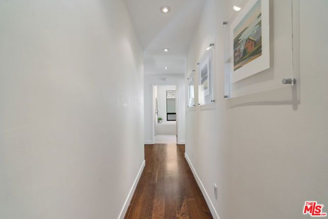6401 Tahoe Drive, Los Angeles, CA 90068