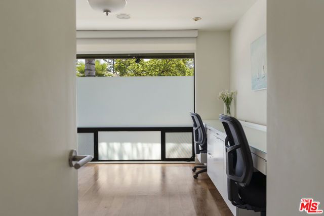 6401 Tahoe Drive, Los Angeles, CA 90068
