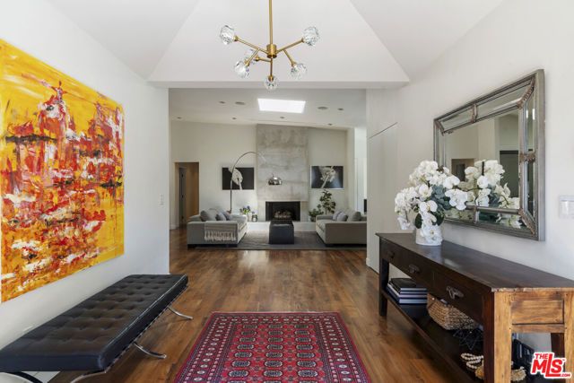 6401 Tahoe Drive, Los Angeles, CA 90068