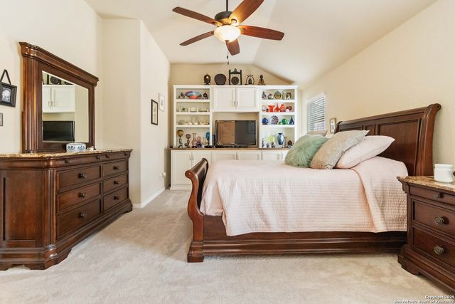 5618 Thunder Oaks, San Antonio, TX 78261
