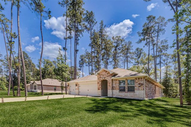 2407 S Colosseum Court, New Caney, TX 77357