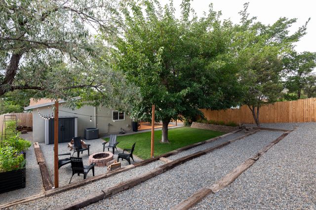 1132 LANDMAN Drive NE, Albuquerque, NM 87112