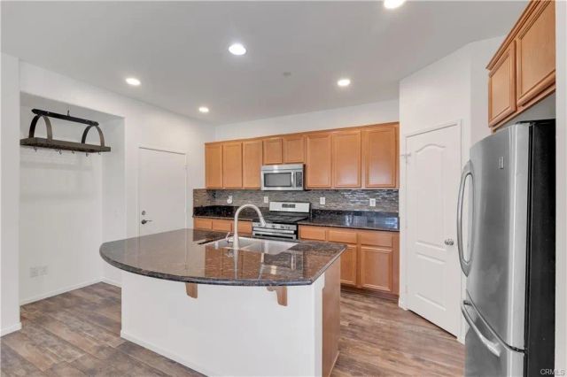 15723 Parkhouse Drive 91, Fontana, CA 92336