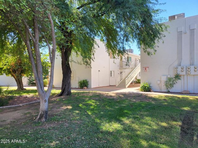 815 N HAYDEN Road D207, Scottsdale, AZ 85257