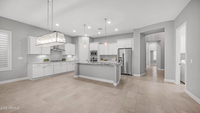 1123 W THUNDERHILL Drive, Phoenix, AZ 85045