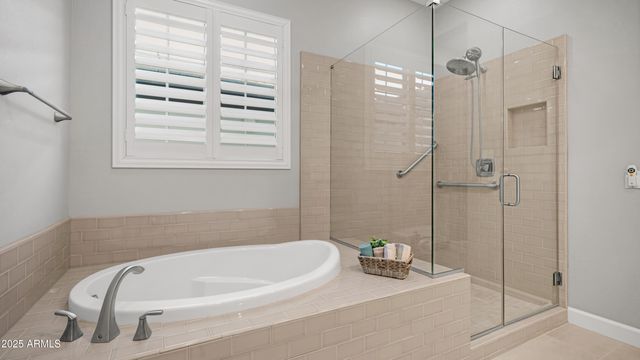 1123 W THUNDERHILL Drive, Phoenix, AZ 85045