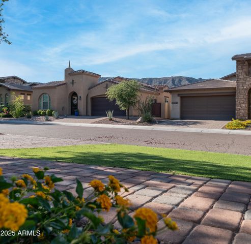 1123 W THUNDERHILL Drive, Phoenix, AZ 85045