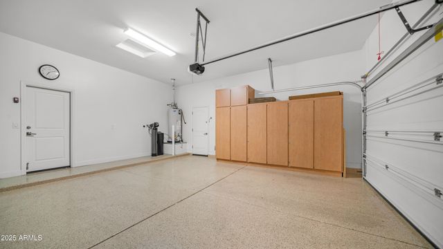 1123 W THUNDERHILL Drive, Phoenix, AZ 85045