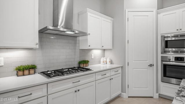 1123 W THUNDERHILL Drive, Phoenix, AZ 85045