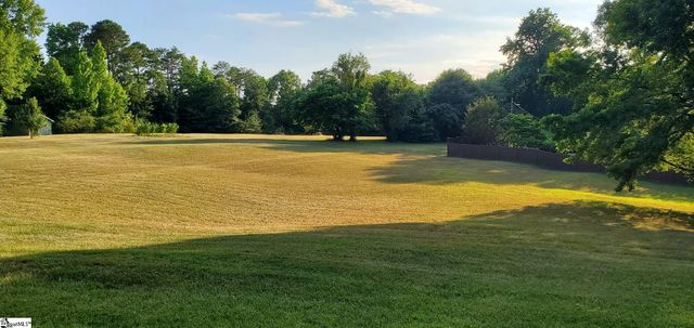 5705 State Park Road, Travelers Rest, SC 29690