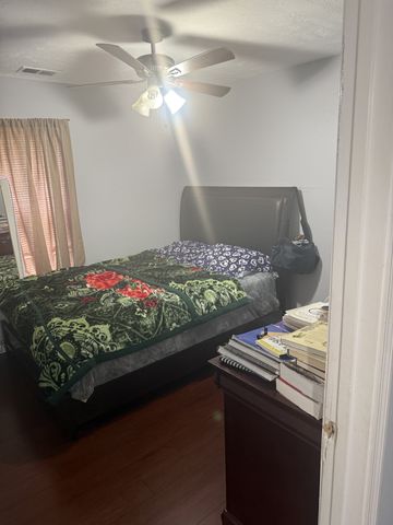 5453 Hickory Woods Dr, Antioch, TN 37013