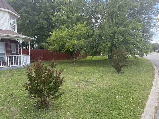 5453 Hickory Woods Dr, Antioch, TN 37013