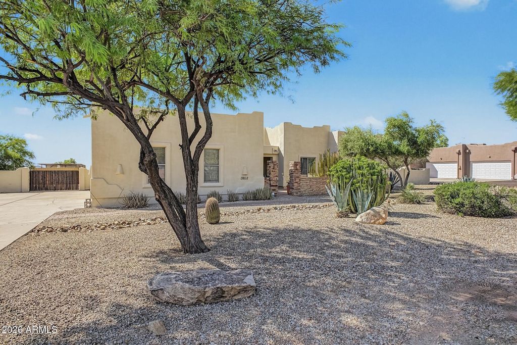 39112 N 2ND Place, Phoenix, AZ 85086 — photo 4