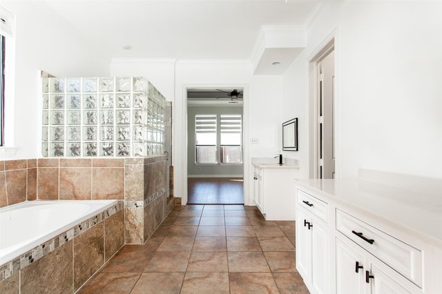 2000 Le Mans Drive, Carrollton, TX 75006