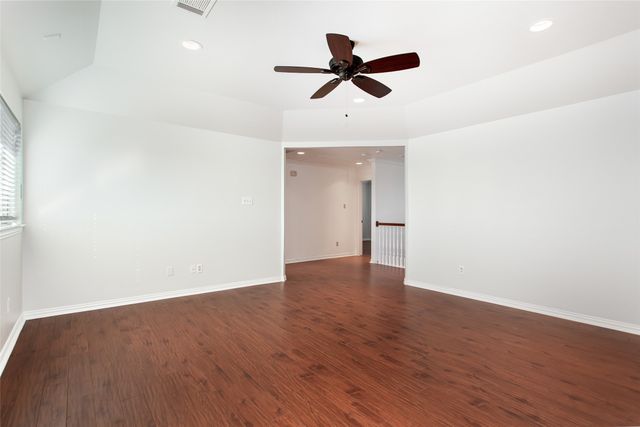 2000 Le Mans Drive, Carrollton, TX 75006