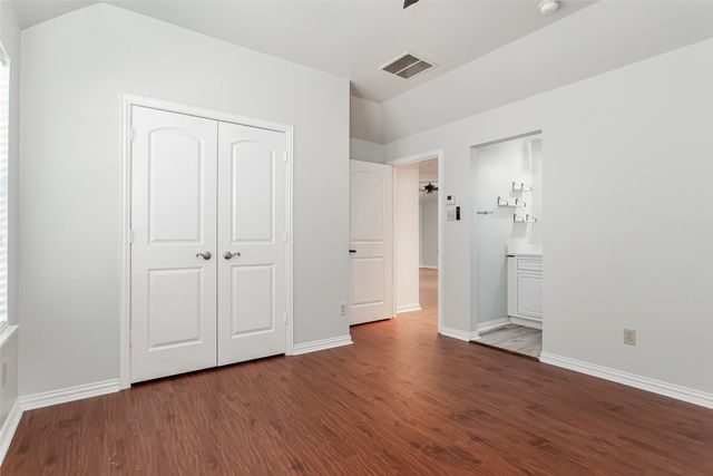 2000 Le Mans Drive, Carrollton, TX 75006