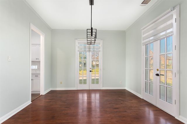 2000 Le Mans Drive, Carrollton, TX 75006