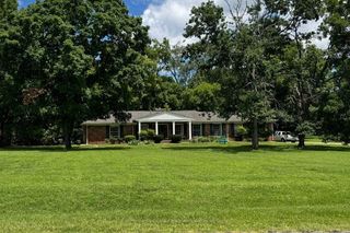 914 Waterswood Dr, Nashville, TN 37220