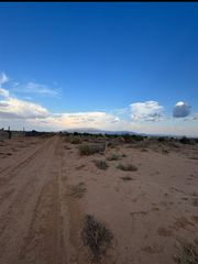 12th Avenue NW 7, Rio Rancho, NM 87124
