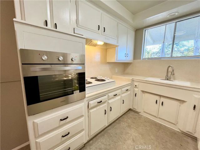 3335 Triangle Place 6, Glendale, CA 91208