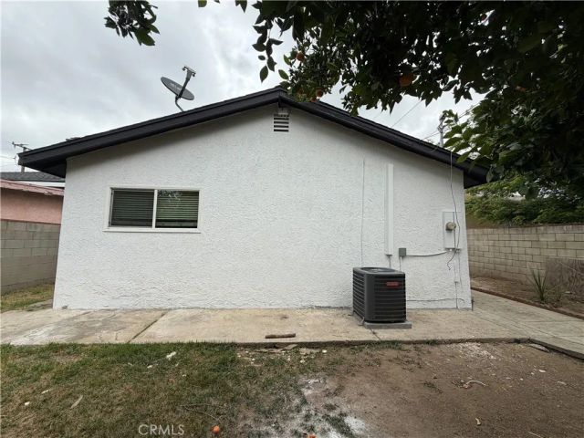 1516 5th Street, San Fernando, CA 91340