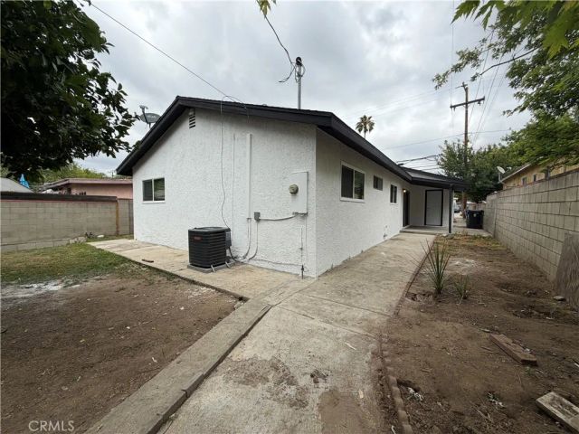 1516 5th Street, San Fernando, CA 91340
