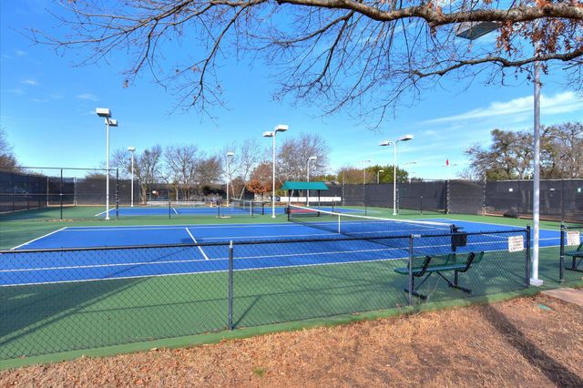 811 Saratoga LN, Georgetown, TX 78633