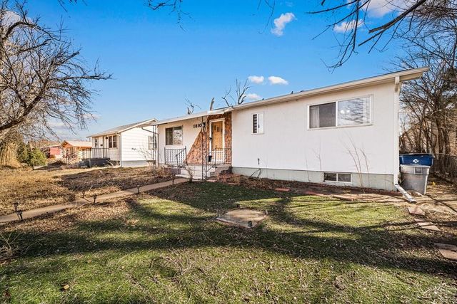 1810 Jones Ave, Pueblo, CO 81004
