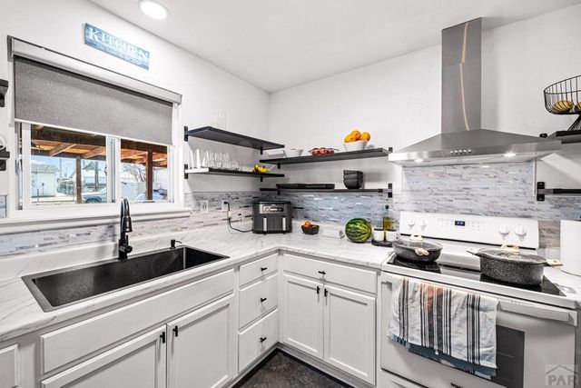 1810 Jones Ave, Pueblo, CO 81004