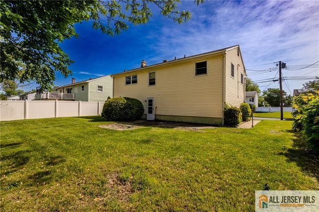43 Shirley Boulevard, Old Bridge, NJ 08857