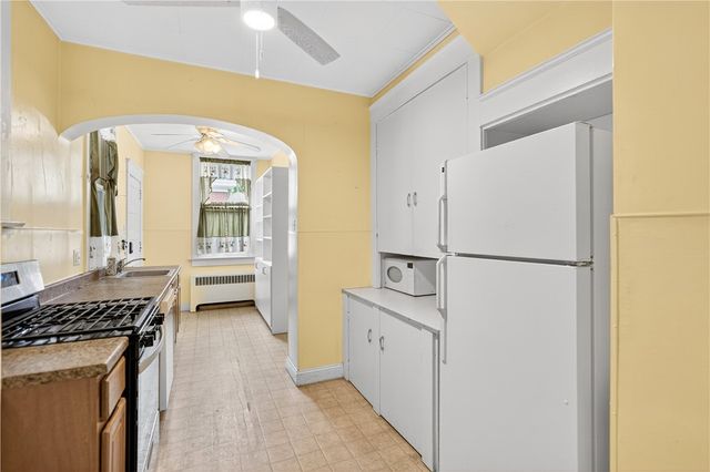 427 E Pittsburgh Street, City Of Greensburg, PA 15601