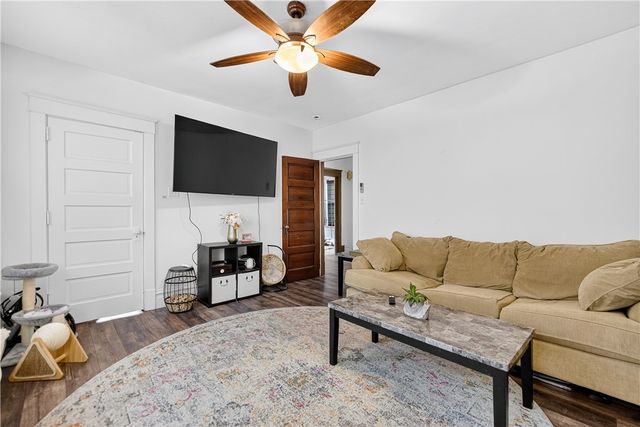 427 E Pittsburgh Street, City Of Greensburg, PA 15601