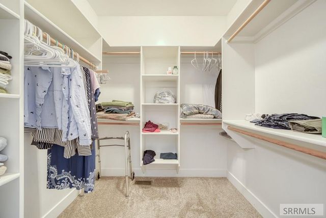 456 S 3rd W, Sugar City, ID 83448