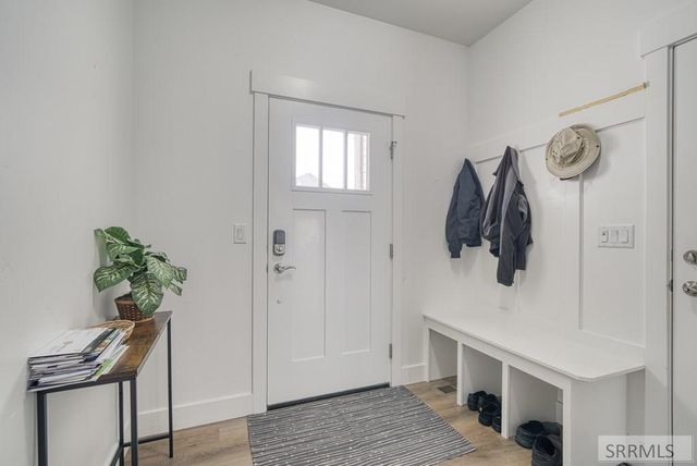 456 S 3rd W, Sugar City, ID 83448