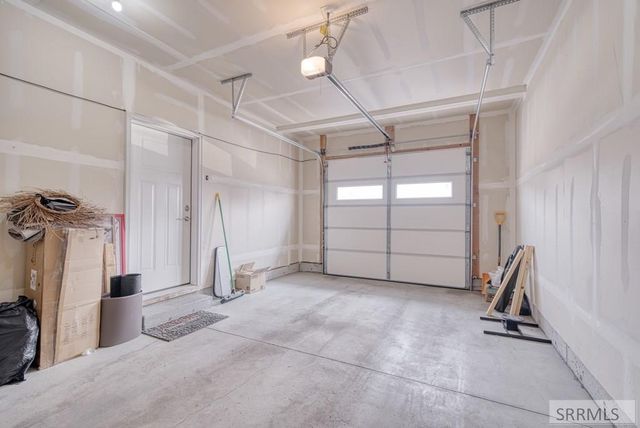 456 S 3rd W, Sugar City, ID 83448