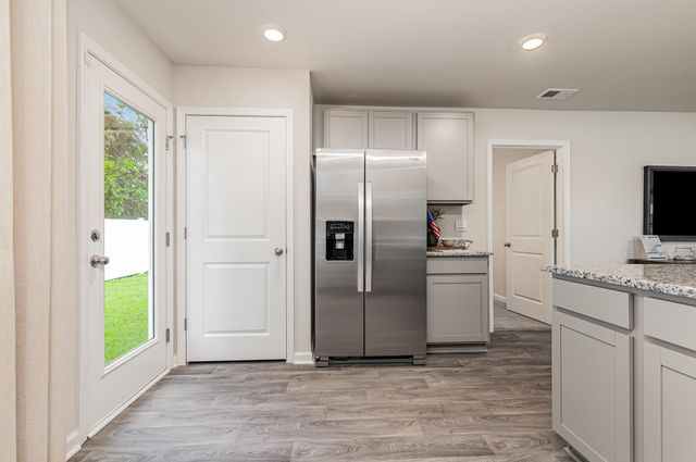 509 Carver Willow Dr., Loris, SC 29569