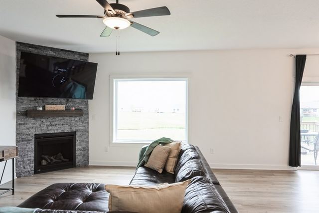 6635 NE 9th Court, Des Moines, IA 50021