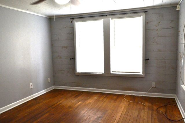 102 S S Beauregard Street 2, Alvin, TX 77511