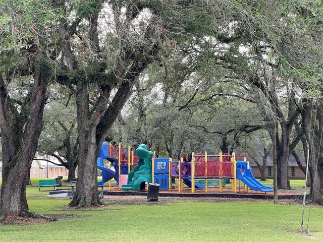 102 S S Beauregard Street 2, Alvin, TX 77511