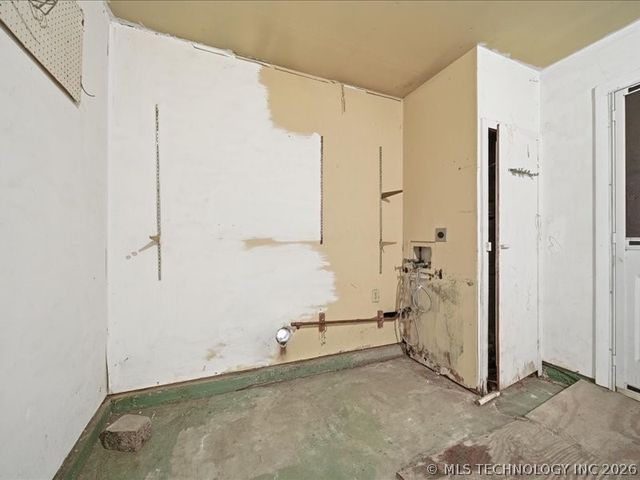 315 S 190th East Avenue, Tulsa, OK 74108