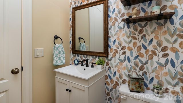 7786 Chapel Creek Drive, Denver, NC 28037