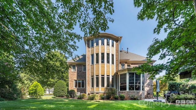 7786 Chapel Creek Drive, Denver, NC 28037