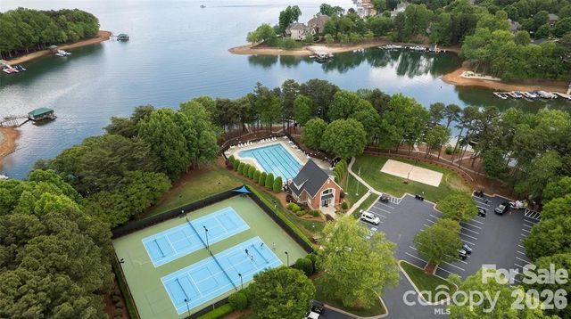 7786 Chapel Creek Drive, Denver, NC 28037