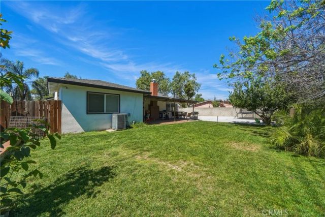 1365 N Chestnut, Rialto, CA 92376