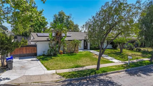 1365 N Chestnut, Rialto, CA 92376