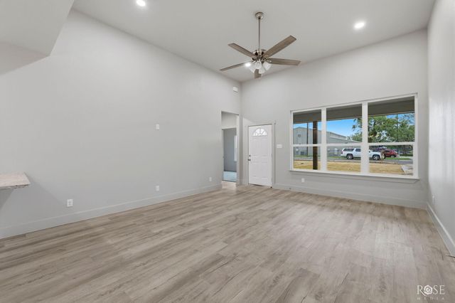 60 E 17th Street, San Angelo, TX 76903