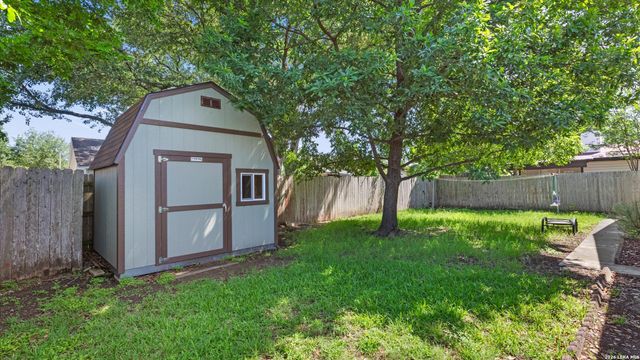 524 Marilyn Dr, Schertz, TX 78154