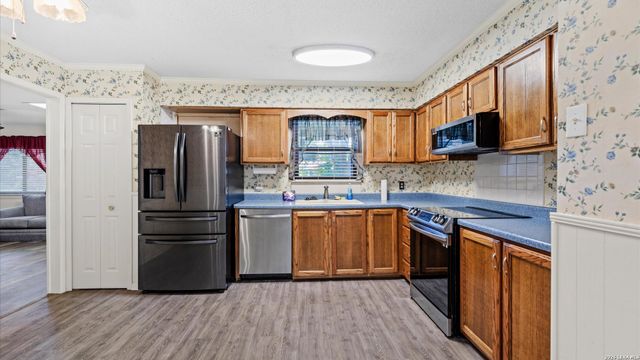 524 Marilyn Dr, Schertz, TX 78154