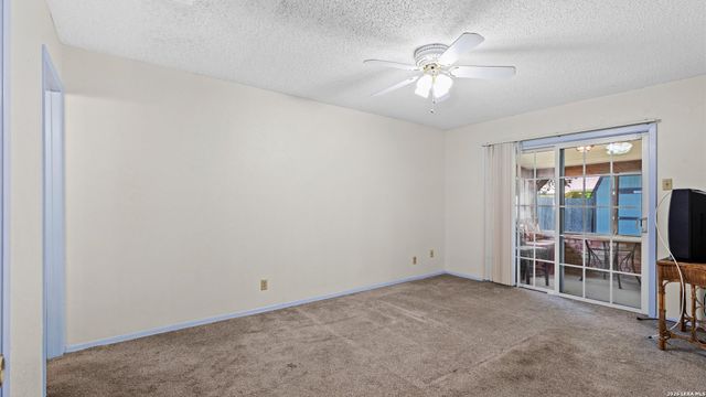 524 Marilyn Dr, Schertz, TX 78154